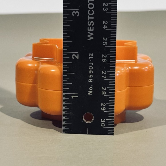 Vintage Tupperware 5 Piece Nesting Cookie Cutter Flower Harvest Orange No 1657-9 - Picture 7 of 8